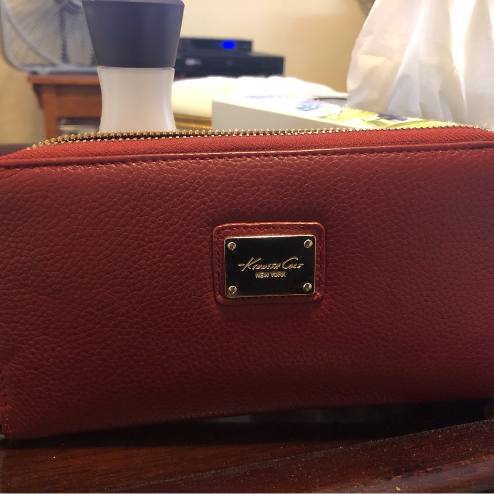 Kenneth Cole deep red wristlet measures 4x8 - Picture 7 of 9